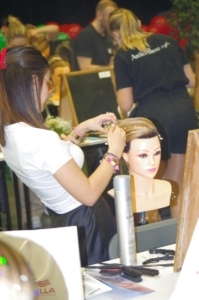 Concours UNEC Avignon 2024 - 3ème prix chignon 1ère Bac Pro / CAP, Noëlia NOURRY