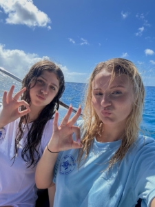 Amandine et Eden font leur stage de deux mois dans le cadre du BTS Tourisme 1ère année à l'Île Maurice auprès de l'agence Ocean Spirit Scuba Diving Mauritius ! 
