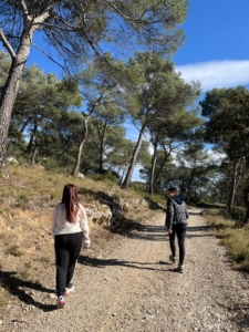 Mlle Léa BARO est en stage à l'Office du Tourisme de La Roque d'Anthéron.