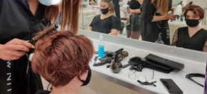 Concours de coiffure : épreuve de brushing